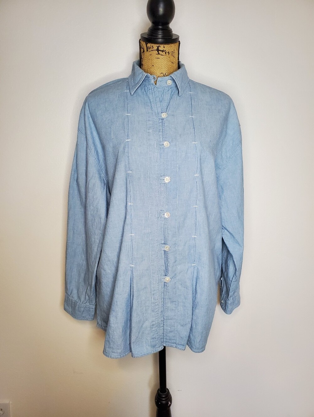 Vintage Banana Republic Chambray 100% Cotton Button Down Size L